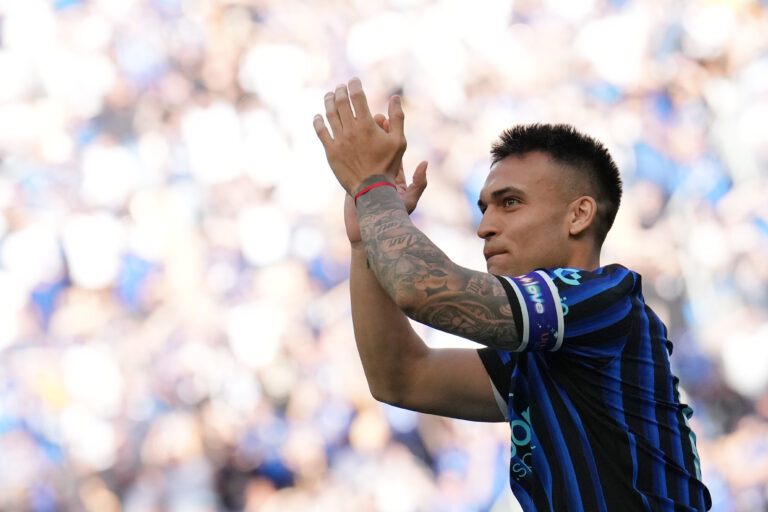 Inter Milan’s Lautaro Martinez   celebrates winning the Scudetto during the Serie A soccer match between Inter and Hellas Verona at the San Siro  Stadium in Milan , north Italy - Sunday , May 17 , 2026. Sport - Soccer . (Photo by Spada/LaPresse) (Photo by Spada/LaPresse/Sipa USA)
2026.05.17 Mediolan
pilka nozna liga wloska
Inter Mediolan - Hellas Werona
Foto Spada/LaPresse/SIPA USA/PressFocus

!!! POLAND ONLY !!!