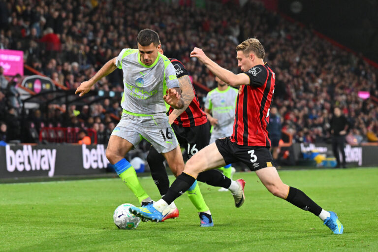 Bournemouth v Manchester City, Premier League Rodri 16 of Manchester City on the attack battles for possession with Adrien Truffert 3 of AFC Bournemouth during the Premier League match between Bournemouth and Manchester City at the Vitality Stadium, Bournemouth, UK on 19 May 2026. Bournemouth Vitality Stadium Dorset UK Editorial use only DataCo restrictions apply See www.football-dataco.com , Copyright: xGrahamxHuntx PSI-24285-0193
2026.05.19 Bournemouth
pilka nozna liga angielska
AFC Bournemouth - Manchester City
Foto IMAGO/PressFocus

!!! POLAND ONLY !!!