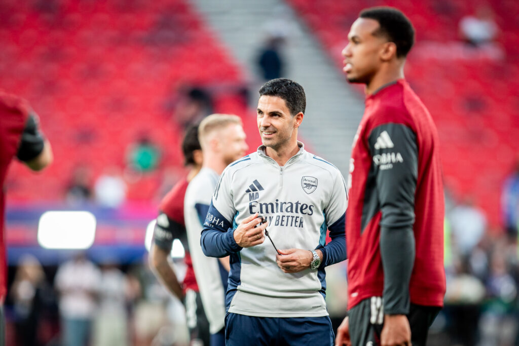 2026.05.29 Budapeszt
Trening Arsenalu przed finalem Ligi Mistrzow
UEFA Final Ligi Mistrzow trening
N/z Mikel Arteta
Foto Mateusz Porzucek PressFocus

2026.05.29 Budapeszt
Trening Arsenalu przed finalem Ligi Mistrzow
UEFA Champions League Final training session, Budapest, Puskas Arena
Arsenal
Mikel Arteta
Credit: Mateusz Porzucek PressFocus