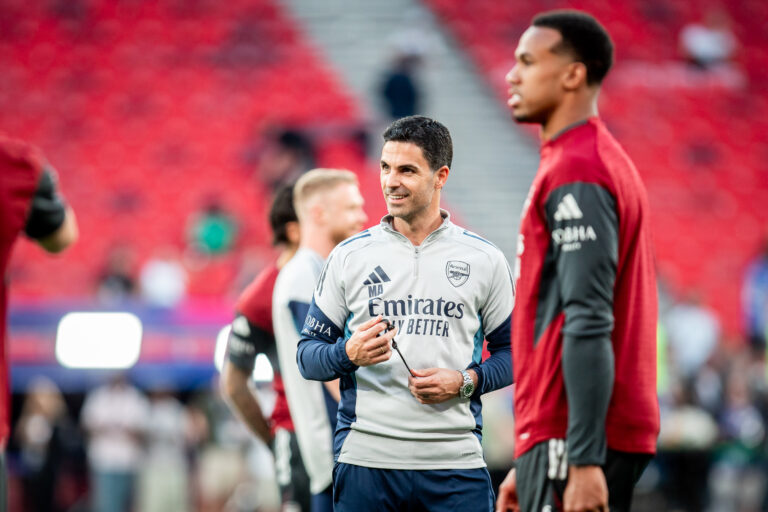 2026.05.29 Budapeszt
Trening Arsenalu przed finalem Ligi Mistrzow
UEFA Final Ligi Mistrzow trening
N/z Mikel Arteta
Foto Mateusz Porzucek PressFocus

2026.05.29 Budapeszt
Trening Arsenalu przed finalem Ligi Mistrzow
UEFA Champions League Final training session, Budapest, Puskas Arena
Arsenal
Mikel Arteta
Credit: Mateusz Porzucek PressFocus