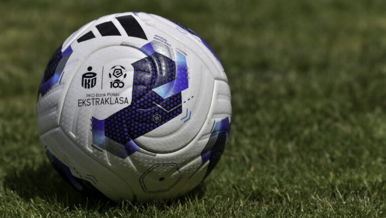 2026.06.17 Zabrze
Pilka nozna PKO BP Ekstraklasa 2026/27  
Pierwszy trening pilkarzy Gornika Zabrze przed startem nowego sezonu Ekstraklasy
n/z Ilustracyjne oficjalna pilka meczowa PKO Bank Polski Ekstraklasy na sezon 2026/27 - Adidas Ekstraklasa Pro Logo
Foto Mateusz Sobczak / PressFocus

2026.06.17 Zabrze 
Football Polish Ekstraklasa 2026/27 season
First training session ahead of the new season
Ilustracyjne oficjalna pilka meczowa PKO Bank Polski Ekstraklasy na sezon 2026/27 - Adidas Ekstraklasa Pro Logo
Credit Mateusz Sobczak / PressFocus