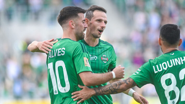 2026.07.24 Radom PKO Ekstraklasa Sezon 2026/2027 Radomiak Radom - Wieczysta Krakow

N/z  Roberto Alves Rafal Wolski

Foto Kacper Pacocha / PressFocus 

2026.07.24 Radom Football Polish Ekstraklasa Season 2026/2027 Radomiak Radom - Wieczysta Krakow

Credit: Kacper Pacocha / PressFocus