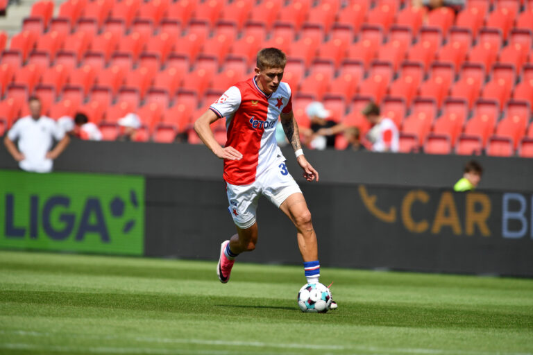 Praha,Czech Republic July 26, 2026 Wiktor NOWAK (SK Slavia Praha) controls the ball during the Chance Liga game between SK Slavia Praha v FC Slovacko FORTUNA Arena in Praha, Czech Republic

  (KUBANOV PAVLO UKR/SPP) (Photo by KUBANOV PAVLO UKR/SPP/Sipa USA)
2026.07.26 Praga
pilka nozna liga czeska
SK Slavia Praga - 1. FC Slovacko
Foto SPP/SIPA USA/PressFocus

!!! POLAND ONLY !!!