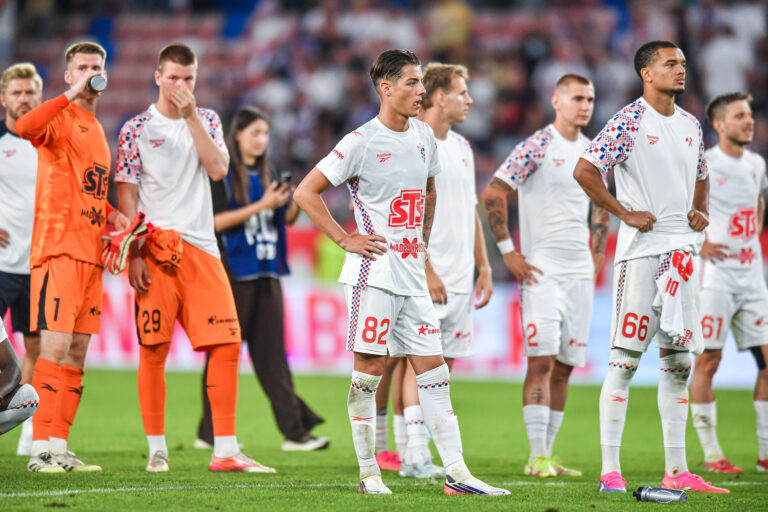 I2026.07.29 Zabrze
Pilka nozna Liga Mistrzow Eliminacje 2 Rudna Kwalifikacji Ligi Mistrzow Sezon 2026/2027
Gornik Zabrze - Fenerbahce SK Stambul
N/z Kacper Urbanski, Maximilian Dietz
Foto Marcin Bulanda / PressFocus

2026.07.29 Zabrze
Football UEFA Champions League Qualifying Second Round Season 2026/2027
Gornik Zabrze - Fenerbahce SK Stambul
Kacper Urbanski, Maximilian Dietz
Credit: Marcin Bulanda / PressFocus