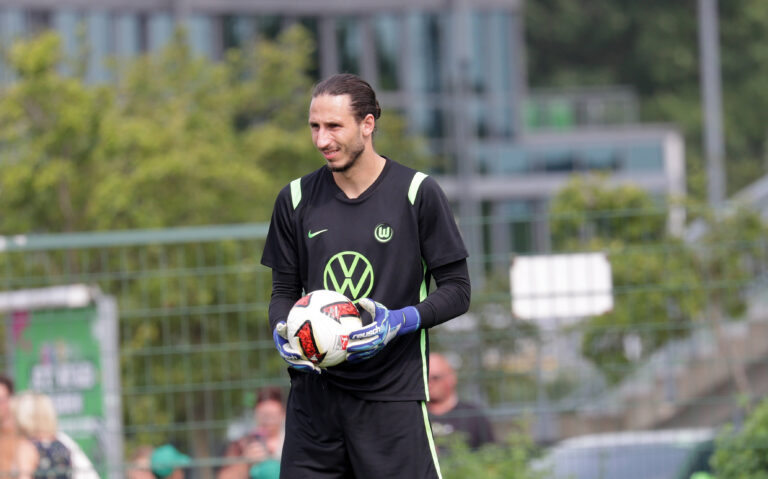 Kamil Grabara VfL Wolfsburg Fussball, Herren, Saison 2026 2027, 2.Liga, VfL Wolfsburg gegen SC Telstar, Testspiel, Saisonvorbereitung, 3-1 DFL REGULATIONS PROHIBIT ANY USE OF PHOTOGRAPHS AS IMAGE SEQUENCES AND/OR QUASI-VIDEO. *** Kamil Grabara, VfL Wolfsburg Soccer, Men s Team, 20262027 Season, 2nd Division, VfL Wolfsburg vs. SC Telstar, Friendly Match, Preseason, 31 DFL REGULATIONS PROHIBIT ANY USE OF PHOTOGRAPHS AS IMAGE SEQUENCES AND/OR QUASI-VIDEO
2026.07.31 Wolfsburg
pilka nozna , sparing mecz towarzyski
VfL Wolfsburg - SC Telstar
Foto IMAGO/PressFocus

!!! POLAND ONLY !!!