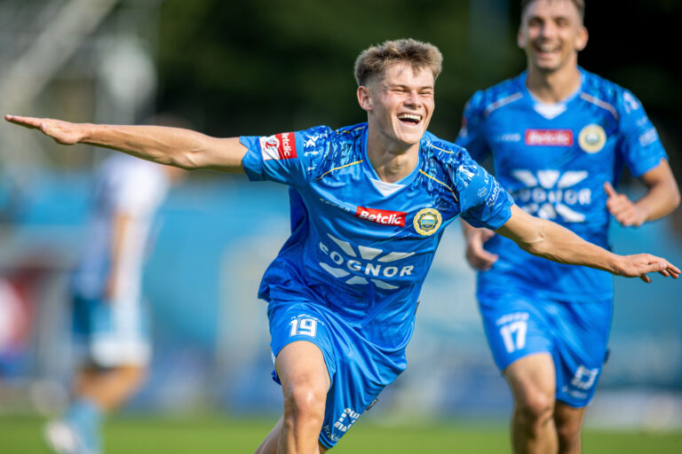 2026.08.01 Krakow
pilka nozna Betclic 2 Liga Sezon 2026/2027
Hutnik Krakow - Swit Szczecin 
N/z Oskar Zawada Gol Radosc Zawodnikow
Foto Michal Kedzierski / PressFocus

2026.08.01 Krakow
Football Polish Betclic 2 League Season 2026/2027 Hutnik Krakow - Swit Szczecin 
Oskar Zawada Gol Radosc Zawodnikow
Credit: Michal Kedzierski / PressFocus