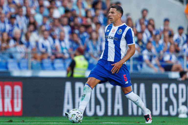 Jan Bednarek seen during Supertaca Portugal 2026 game between teams of FC Porto and UD Torreense Maciej Rogowski/Ball Raw Images PT Coimbra Estadio Cidade de Coimbra Portugal Copyright: xMaciejxRogowskix maciejrogowski_porto_torreense_2627_9855
2026.08.01 Coimbra
pilka nozna Superpuchar Portugalii 
FC Porto - SC Uniao Torreense

Foto IMAGO/PressFocus

!!! POLAND ONLY !!!
