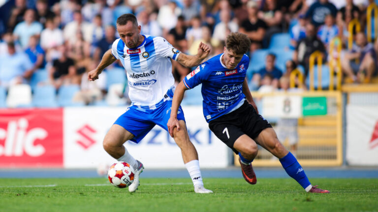 2026.08.02 Mielec
Pilka nozna Betclic 1 Liga Sezon 2026/2027
Stal Mielec - Podbeskidzie Bielsko-Biala
N/z Krystian Getinger Maksymilian Sitek
Foto Marta Badowska / PressFocus

2026.08.02 Mielec
Football Polish Betclic 1 League 2026/2027
Krystian Getinger Maksymilian Sitek
Credit: Marta Badowska / PressFocus