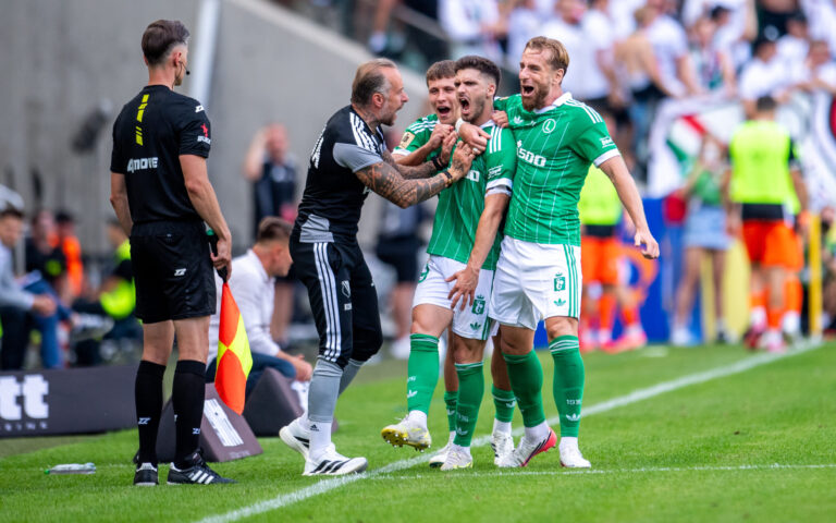 2026.08.01 Warszawa
pilka nozna PKO Ekstraklasa sezon 2026/2027
Legia Warszawa - Zaglebie Lubin
N/z Robert Deziel, Rafal Augustyniak
Foto Weronika Morciszek / PressFocus

2026.08.01 Warszawa
Football - Polish PKO Ekstraklasa season 2026/2027
Legia Warszawa - Zaglebie Lubin
Robert Deziel, Rafal Augustyniak
Credit: Weronika Morciszek / PressFocus