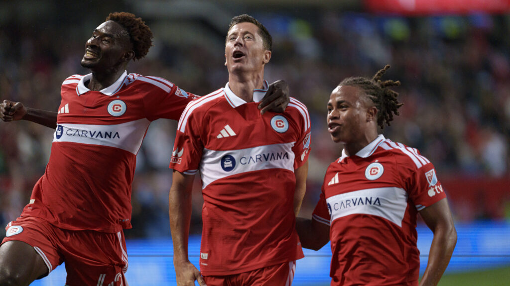 Robert Lewandowski, Dje Tah D Avilla and Leonardo Barroso seen celebrating after scoring goal during MLS, Fussball Herren, USA game between teams of Chicago Fire and Charlotte FC Martin Murillo/Ball Raw Images Chicago Dignity Health Sports Park USA Copyright: xMartinxMurillox martinmurillo_chicagofire_charlotte_2627-18
2026.08.02 Chicago
pilka nozna liga MLS
Chicago Fire - Charlotte FC
Foto IMAGO/PressFocus

!!! POLAND ONLY !!!