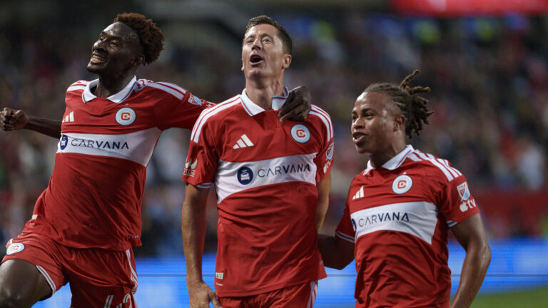 Robert Lewandowski, Dje Tah D Avilla and Leonardo Barroso seen celebrating after scoring goal during MLS, Fussball Herren, USA game between teams of Chicago Fire and Charlotte FC Martin Murillo/Ball Raw Images Chicago Dignity Health Sports Park USA Copyright: xMartinxMurillox martinmurillo_chicagofire_charlotte_2627-18
2026.08.02 Chicago
pilka nozna liga MLS
Chicago Fire - Charlotte FC
Foto IMAGO/PressFocus

!!! POLAND ONLY !!!