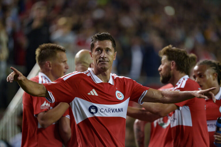 Robert Lewandowski seen celebrating after scoring goal during MLS, Fussball Herren, USA game between teams of Chicago Fire and Charlotte FC Martin Murillo/Ball Raw Images Chicago Dignity Health Sports Park USA Copyright: xMartinxMurillox martinmurillo_chicagofire_charlotte_2627-9
2026.08.02 Chicago
pilka nozna liga MLS
Chicago Fire - Charlotte FC
Foto IMAGO/PressFocus

!!! POLAND ONLY !!!