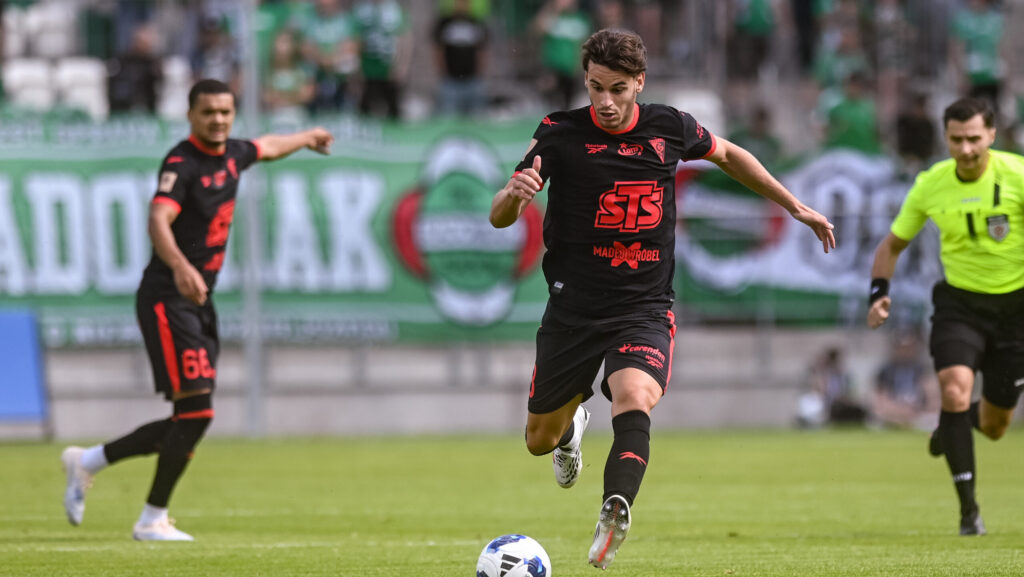 2026.08.08 Radom PKO Ekstraklasa Sezon 2026/2027 Radomiak Radom - Gornik Zabrze

N/z  Paulo Bernardo

Foto Kacper Pacocha / PressFocus 

2026.08.08 Radom Football Polish Ekstraklasa Season 2026/2027 Radomiak Radom - Gornik Zabrze


Credit: Kacper Pacocha / PressFocus
