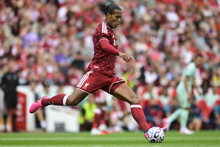 Liverpool's Virgil van Dijk passes the ball during the Pre-Season Friendly match at Anfield, Liverpool
09/08/2026
2026.08.09 Liverpool
Pilka nozna sparing mecz towarzyski
FC Liverpool - AS Monaco
Foto Chris Nutton/Focus Images/MB Media/PressFocus

!!! POLAND ONLY !!!
