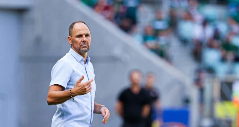 2026.08.09 Wroclaw
pilka nozna PKO Ekstraklasa sezon 2026/2027
Slask Wroclaw - Cracovia Krakow
N/z Ante Simundza (trener, head coach)
Foto Pawel Andrachiewicz / PressFocus

2026.08.09 Wroclaw
Football - Polish PKO Ekstraklasa season 2026/2027
Slask Wroclaw - Cracovia Krakow
Ante Simundza (trener, head coach)
Credit: Pawel Andrachiewicz / PressFocus