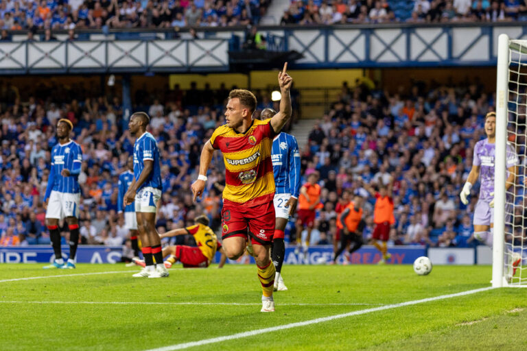 RECORD DATE NOT STATED 12th August 2026 Ibrox Stadium, Glasgow, Scotland UEFA Europa League Qualifier Football, Rangers versus Jagiellonia Bialystok Nik Prelec of Jagiellonia Bialystok celebrates after he heads the ball and scores past Ivor Pandur of Rangers in the 65th minute to make it 1-1 VagelisxGeorgariou
2026.08.13 Glasgow
pilka nozna liga europy
Rangers FC - Jagiellonia Bialystok

Foto IMAGO/PressFocus

!!! POLAND ONLY !!!