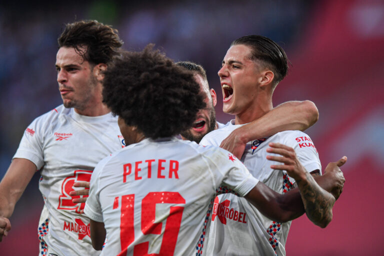2026.08.13 Zabrze
Pilka nozna Liga Europy UEFA Eliminacje 3 Rudna Kwalifikacji Ligi Europy Sezon 2026/2027
Gornik Zabrze - Ferencvaros
N/z Peter Federico Gonzalez Carmona, Erik Prekop, Kacper Urbanski, radosc, radosc po golu, radosc po bramce
Foto Marcin Bulanda / PressFocus

2026.08.13 Zabrze
Football UEFA European League Qualifying Third Round Season 2026/2027
Gornik Zabrze - Ferencvaros
Peter Federico Gonzalez Carmona, Erik Prekop, Kacper Urbanski, radosc, radosc po golu, radosc po bramce
Credit: Marcin Bulanda / PressFocus