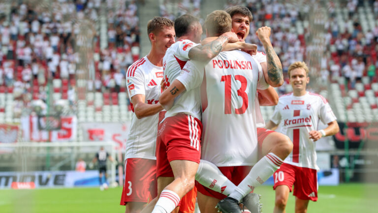 2026.08.16 Lodz Pilka Nozna Betclic 1 Liga Sezon 2026/2027 LKS Lodz - Termalika Nieciecza Nz Karol Podlinski Artur Craciun Foto:Artur Kraszewski / PressFocus

2026.08.16 Lodz football Betclic 1 Liga  2025/2026 LKS Lodz - Termalika Nieciecza Karol Podlinski Artur Craciun Credit: Artur Kraszewski / PressFocus