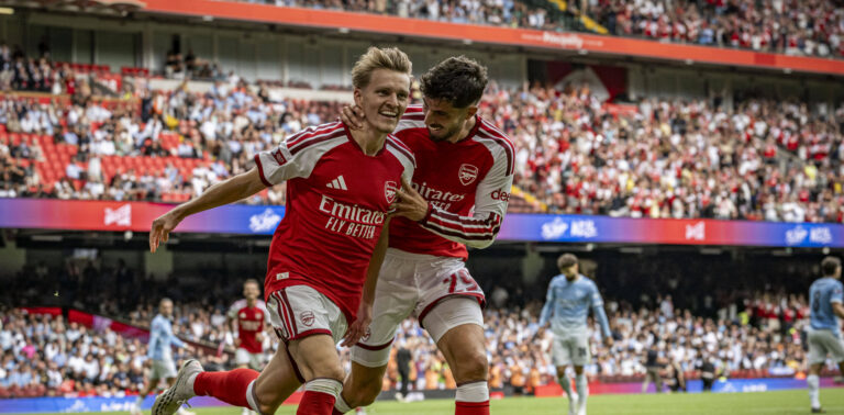 RECORD DATE NOT STATED 16th August 2026 Millennium Stadium, Cardiff, Wales Community Shield Football, Arsenal versus Manchester City Martin Odegaard of Arsenal celebrates with Kai Havertz after scoring in the 48th minute to make the score 3-0 GodfreyxPitt
2026.08.16 Cardiff
pilka nozna liga angielska, tarcza wspolnoty
Arsenal Londyn - Manchester City

Foto IMAGO/PressFocus

!!! POLAND ONLY !!!