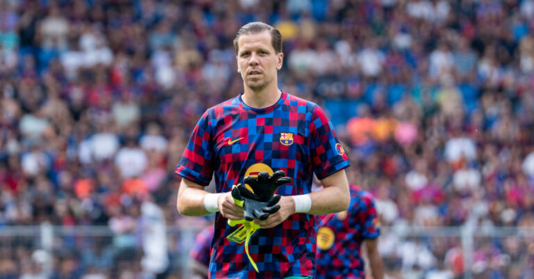 Fussball, Testspiel: FC Basel 1893 vs. FC Barcelona, Barca - Sonntag, 16.08.2026 St. Jakob-Park, Basel, Schweiz Wojciech Szczesny 13, FC Barcelona *** Soccer, Friendly Match: FC Basel 1893 vs. FC Barcelona, Sunday, August 16, 2026, St. Jakob Park, Basel, Switzerland, Wojciech Szczesny 13, FC Barcelona Copyright: xValentinxDomgjonix
2026.08.16 Bazylea
pilka nozna mecz towarzyski
FC Basel - FC Barcelona

Foto IMAGO/PressFocus

!!! POLAND ONLY !!!