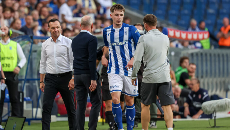 2026.08.20 Poznan
Pilka nozna UEFA Liga Europy kwalifikacje play off sezon 2026/2027
Lech Poznan - FC Thun
N/z Patrik Walemark uraz kontuzja zmiana 
Foto Pawel Jaskolka / PressFocus

2026.08.20 Poznan
Football Europa League Play-offs qualifying round season 2026/2027
Lech Poznan - FC Thun
Credit: Pawel Jaskolka / PressFocus