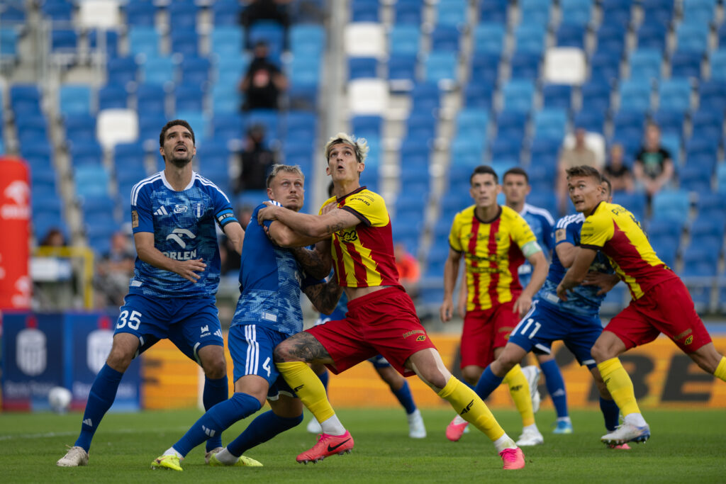 2026.08.28 Plock
Pilka nozna , PKO BP Ekstraklasa sezon 2026/27
Wisla Plock - Korona Kielce
N/z Marcin Kaminski, Gustav Marcus Haglind-Sangre
Foto Paula Duda / PressFocus

2026.08.28 Plock
Football Polish top league , 2026/2027 season
Wisla Plock - Korona Kielce
Marcin Kaminski, Gustav Marcus Haglind-Sangre
Credit: Paula Duda / PressFocus