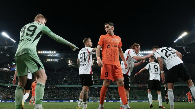 2026.04.17 Warszawa
Pilka nozna PKO Ekstraklasa sezon 2025/2026
Legia Warszawa - KGHM Zaglebie Lubin
N/z Otto Hindrich Kamil Piatkowski Michail Kosidis Radovan Pankov Rafal Adamski Mileta Rajovic
Foto Tomasz Folta / PressFocus

2026.04.17 Warszawa
Football PKO Ekstraklasa season 2025/2026
Legia Warszawa - KGHM Zaglebie Lubin
Otto Hindrich Kamil Piatkowski Michail Kosidis Radovan Pankov Rafal Adamski Mileta Rajovic
Credit: Tomasz Folta / PressFocus