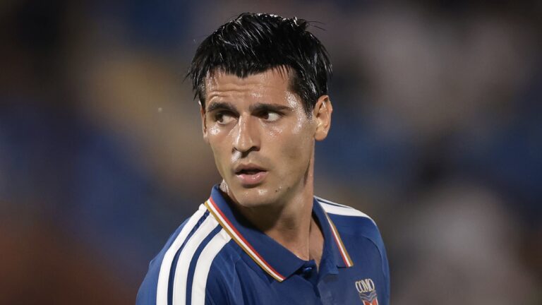 Como, Italy, 29th July 2026. Alvaro Morata of Como 1907 looks back over his shoulder during the Como 1907 vs Al-Ula FC Como Cup 2026, Pre Season Friendly match at Stadio Giuseppe Sinigaglia, Como. Picture credit should read: Jonathan Moscrop / Sportimage EDITORIAL USE ONLY. No use with unauthorised audio, video, data, fixture lists, club/league logos or live services. Online in-match use limited to 120 images, no video emulation. No use in betting, games or single club/league/player publications. SPI_084_JM_COMO_AL_ULA SPI-4870-0083
2026.07.29 Como
pilka nozna , sparing mecz towarzyski , turniej towarzyski Como Cup 2026
Como 1907 - Al-Ula FC
Foto IMAGO/PressFocus

!!! POLAND ONLY !!!