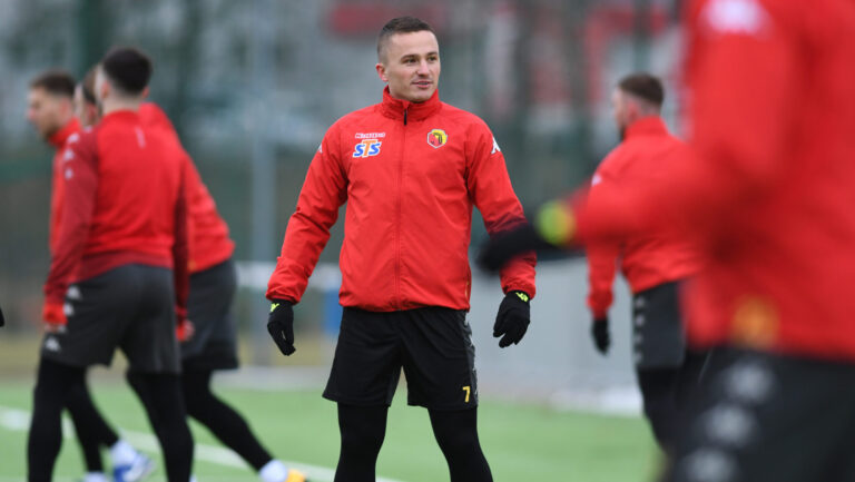 2022.02.25 Bialystok Pilka nozna PKO Ekstraklasa sezon 2021/2022. Trening druzyny Jagiellonii Bialystok (zolto-czerwone) przed meczem z Warta Poznan N/z Michal Nalepa Foto Michal Kosc / PressFocus