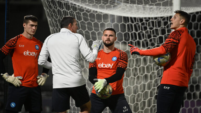Foto Massimo Paolone/LaPresse 21 Gennaio 2024 - Riad, Arabia Saudita - sport, calcio - EA SPORTS FC Supercoppa italiana 2023/2024 - Allenamento Napoli - Stadio Al Shabab 
Nella foto: Hubert Idasiak (SSC Napoli), Nikita Contini (SSC Napoli), Alex Meret (SSC Napoli) 

January 21, 2024 Riyadh, Saudi Arabia - sport, soccer - EA SPORTS FC Italian Supercup 2023/2024 - Napoli training - Al Shabab  Stadium 
In the pic: Hubert Idasiak (SSC Napoli), Nikita Contini (SSC Napoli), Alex Meret (SSC Napoli)  (Photo by Massimo Paolone/LaPresse/Sipa USA)
2024.01.21 Riyadh
pilka nozna superpuchar wloch
Trening pilkarzy SSC Napoli
Foto Massimo Paolone/LaPresse/SIPA USA/PressFocus

!!! POLAND ONLY !!!