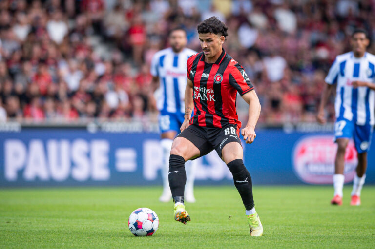 FC Midtjylland v Odense BK, 3F Superliga football, Herning, Denmark Herning, Denmark. 20th, July 2025. Dani Silva 80 of FC Midtjylland seen during the 3F Superliga match between FC Midtjylland and Odense BK at MCH Arena in Herning. Denmark, Herning PUBLICATIONxNOTxINxDENxNORxFINxBEL Copyright: xGonzalesxPhoto/MortenxKjaerx
2025.07.20 Herning
pilka nozna liga dunska
FC Midtjylland - Odense BK
Foto IMAGO/PressFocus

!!! POLAND ONLY !!!