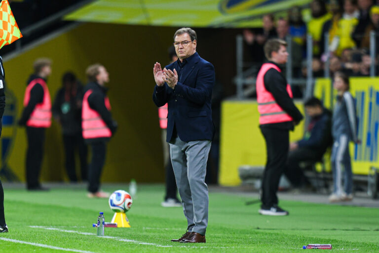 2026.03.31 Sztokholm
Pilka nozna Kwalifikacje Mistrzostw Swiata 2026
Szwecja - Polska
N/z Jan Urban (trener, head coach)
Foto Pawel Andrachiewicz / PressFocus

2026.03.31 Stockholm
Football - FIFA World Cup 2026 Qualifying round
Sweden - Poland
Jan Urban (trener, head coach)
Credit: Pawel Andrachiewicz / PressFocus