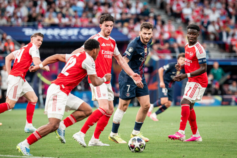 2026.05.30 Budapeszt
Paris Saint Germain - Arsenal
UEFA Final Ligi Mistrzow PSG Arsenał
N/z Kvicha Kvaratskhelia Declan Rice
Foto Mateusz Porzucek PressFocus

2026.05.30 Budapeszt
Paris Saint Germain - Arsenal
UEFA Champions League Final, Budapest, Puskas Arena
Kvicha Kvaratskhelia Declan Rice
Credit: Mateusz Porzucek PressFocus