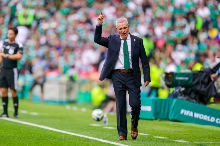 FIFA World Cup, WM, Weltmeisterschaft, Fussball 2026 FIFA WORLD CUP 2026 MEXICO VS SOUTH AFRICA 11062026 MEXICO CITY, MEXICO. Action photo of Javier Aguirre coach of the Mexico national team, Nationalteam during the opening game of the FIFA World Cup 2026, held at the Estadio Ciudad de Me xico of Mexico City./Foto de accion de Javier Aguirre entrenador de la Seleccion Nacional de Mexico, durante el juego inaugural de la Copa del Mundo 2026 de la FIFA, celebrado en el Estadio Ciudad de Me xico de la Ciudad de Me xico. PHOTO BY IMAGENSHOP AGENCIA FOTOGRAFICA MEXICO CITY MEXICO CITY MEXICO *** FIFA WORLD CUP 2026 FIFA WORLD CUP 2026 MEXICO VS SOUTH AFRICA 11062026 MEXICO CITY, MEXICO Action photo of Javier Aguirre coach of the Mexico National team, during the opening game of the FIFA World Cup 2026, held at the Estadio Ciudad de Me xico of Mexico City Action photo of Javier Aguirre coach of the Mexico National team, during the opening game of the FIFA World Cup 2026, held at the Estadio Ciudad de Me xico of Mexico City PHOTO BY IMAGENSHOP AGENCIA FOTOGRAFICA MEXICO CITY MEXICO CITY MEXICO CITY MEXICO Copyright: xYOALIxMARTINEZx
2026.06.11 Meksyk
pilka nozna mistrzostwa swiata
Meksyk - Republika Poludniowej Afryki
Foto IMAGO/PressFocus

!!! POLAND ONLY !!!