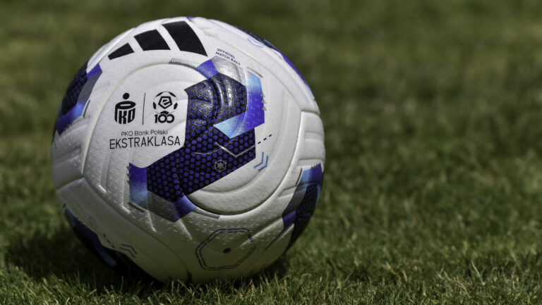 2026.06.17 Zabrze
Pilka nozna PKO BP Ekstraklasa 2026/27  
Pierwszy trening pilkarzy Gornika Zabrze przed startem nowego sezonu Ekstraklasy
n/z Ilustracyjne oficjalna pilka meczowa PKO Bank Polski Ekstraklasy na sezon 2026/27 - Adidas Ekstraklasa Pro Logo
Foto Mateusz Sobczak / PressFocus

2026.06.17 Zabrze 
Football Polish Ekstraklasa 2026/27 season
First training session ahead of the new season
Ilustracyjne oficjalna pilka meczowa PKO Bank Polski Ekstraklasy na sezon 2026/27 - Adidas Ekstraklasa Pro Logo
Credit Mateusz Sobczak / PressFocus