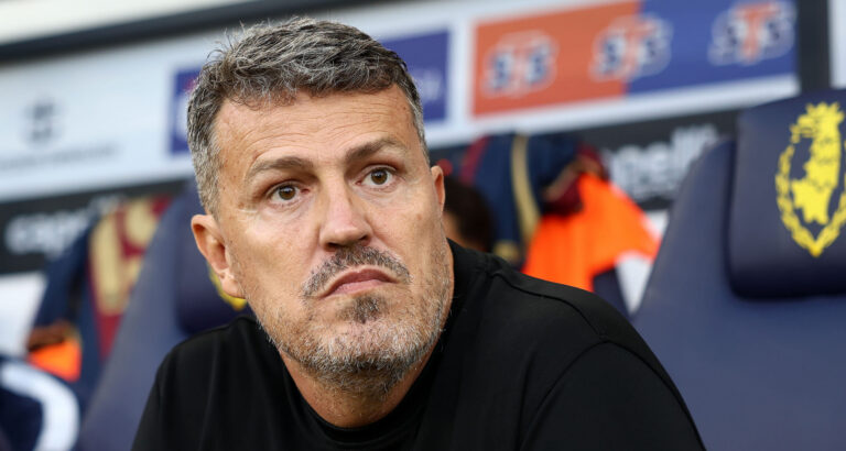 2026.07.24 Szczecin Pilka nozna PKO BP Ekstraklasa sezon 2026/2027 Pogon Szczecin - Legia Warszawa N/z Oscar Garcia Foto Piotr Matusewicz / PressFocus

2026.07.24 Szczecin
Football Polish PKO BP Ekstraklasa season 2026/2027 
Pogon Szczecin - Legia Warszawa 
Oscar Garcia 
Credit: Piotr Matusewicz / PressFocus