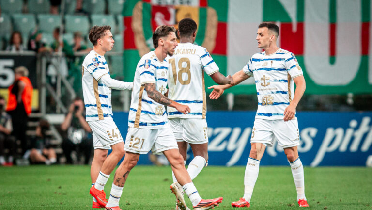 2026.09.03 Wroclaw
Pilka nozna, STS Puchar Polski 2026/2027
1/32
Slask Wroclaw - Pogon Szczecin
N/z gol radosc bramka goal Paul Mukairu
Foto Mateusz Porzucek PressFocus

2026.09.03 Wroclaw
Football, Polish Cup 2026/2027
Slask Wroclaw - Pogon Szczecin
gol radosc bramka goal Paul Mukairu
Credit: Mateusz Porzucek PressFocus