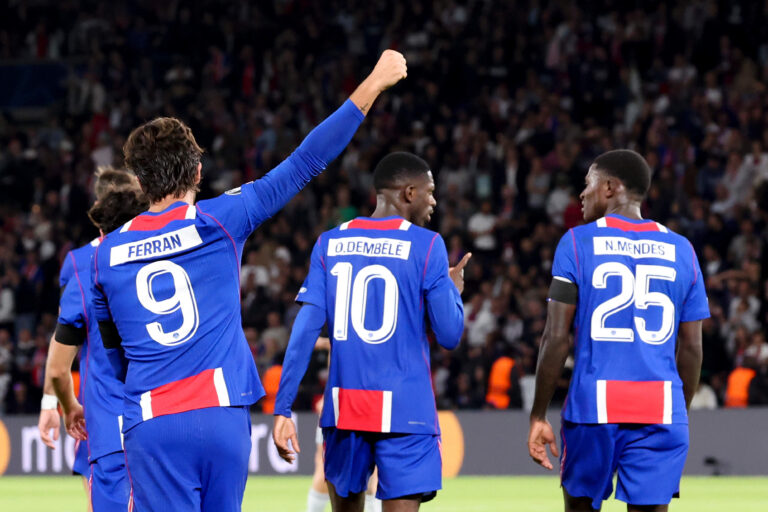 Joie sur le 3eme but de Ferran Torres (Paris Saint Germain) - Ousmane Dembele (Paris Saint Germain) - Nuno Mendes (Paris Saint Germain) - Photo : Michael Baucher/Michael Baucher / Psnewz/ SIPA /00331201_0170/Credit:PSNEWZ/SIPA/2609101652
2026.09.09 Paryz
pilka nozna liga Mistrzow
Paris Saint-Germain - SK Slovan Bratyslawa
PSG
Foto PSNEWZ/SIPA/PressFocus

!!! POLAND ONLY !!!