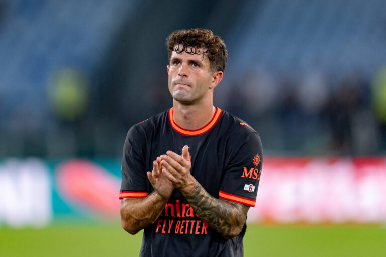 SS Lazio v AC Milan - Serie A Enilive Christian Pulisic of AC Milan greets the fans at the end of the Serie A Enilive match between SS Lazio and AC Milan at Olympic Stadium on September 12, 2026 in Rome, Italy Rome Olympic Stadium Lazio Italy Copyright: xGiuseppexMaffiax 20260912_195757_SerieA_Lazio-Milan_LIA05508
2026.09.12 Rzym
pilka nozna , Liga Wloska
SS Lazio Rzym - AC Milan
Foto IMAGO/PressFocus

!!! POLAND ONLY !!!