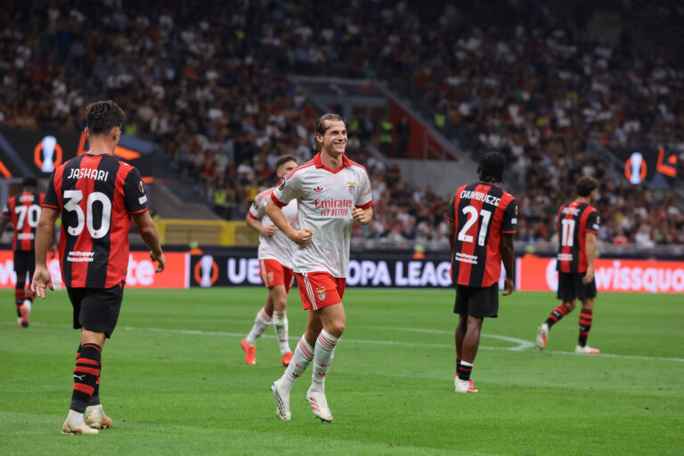 AC Milan v Benfica - UEFA Europa League - Season 2026-2027 Milan, Italy, 16th September 2026. Jakub Kaminski of SL Benfica celebrates after scoring to give the visitors a 2-0 lead during the AC Milan vs SL Benfica UEFA Europa League, League Phase match at Giuseppe Meazza, Milan. Picture credit should read: Jonathan Moscrop Milan Stadio Giuseppe Meazza Italy
2026.09.16 Mediolan
pilka nozna liga europy
AC Milan - SL Benfica
Foto IMAGO/PressFocus

!!! POLAND ONLY !!!