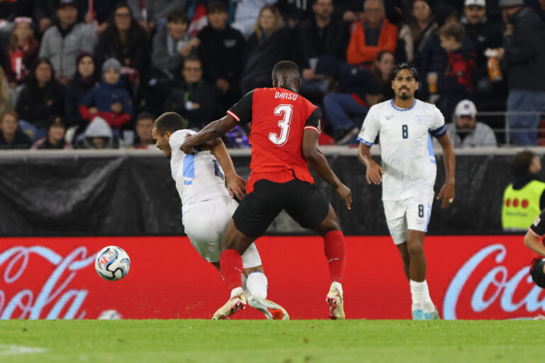 LINZ, AUSTRIA - SEPTEMBRE 24: Saied Abu Farchi of Israel is fouled by Kevin Danso of Austria during the UEFA Nations League, League phase, matchday 1, Group B3 match between Austria and Israel at Oberoesterreich Arena on Septembre 24, 2026 in Linz, Austria. (Photo by Severin Aichbauer/Sports Press Photo/SPP) (Photo by Severin Aichbauer/SPP/Sipa USA)
2026.09.24 Linz
pilka nozna Liga Narodow UEFA
Austria - Izrael
Foto Sports Press Photo/SIPA USA/PressFocus

!!! POLAND ONLY !!!