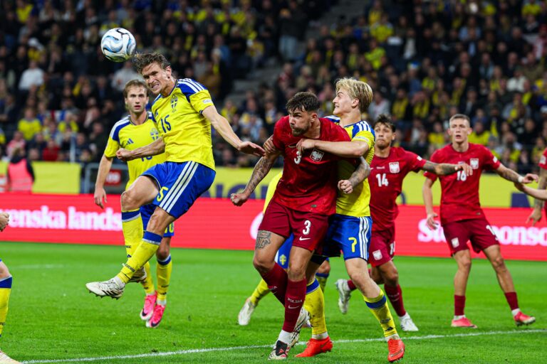 2026.09.28 Solna
pilka nozna UEFA Liga Narodow
Szwecja - Polska
N/z Carl Starfelt
Foto Pawel Andrachiewicz / PressFocus

2026.09.28 Solna
Football - UEFA Nations League
Sweden - Poland
Carl Starfelt
Credit: Pawel Andrachiewicz / PressFocus