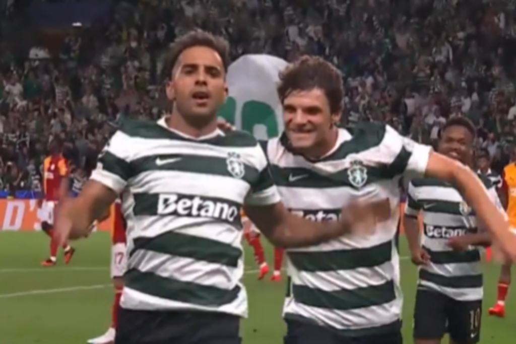 Kosmiczny gol w Lidze Mistrzów! Prosto z rzutu wolnego [WIDEO]