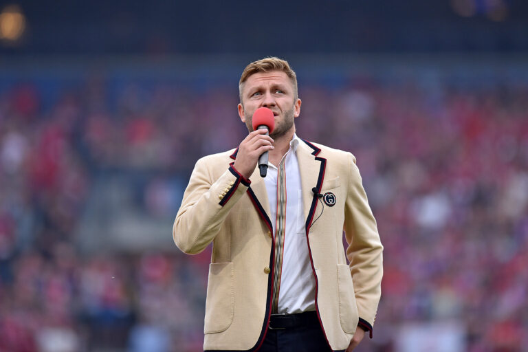 2023.08.05 Krakow
Pilka nozna, Fortuna I liga, sezon 2023/2024
Wisla Krakow - Stal Rzeszow
N/z Pozegnanie Jakuba Blaszczykowskiego, Jakub Blaszczykowski przemawia do kibicow
Foto Krzysztof Porebski / PressFocus

2023.08.05 Krakow
Football, Polish first league - second level, 2023/24 season
Wisla Krakow - Stal Rzeszow
Pozegnanie Jakuba Blaszczykowskiego, Jakub Blaszczykowski przemawia do kibicow
Credit: Krzysztof Porebski / PressFocus