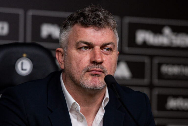 2025.06.16 Warszawa Pilka nozna , Ekstraklasa, konferencja prasowa trenera, Legia Warszawa N/z  Michal Zewlakow  Foto Wojciech Dobrzynski / Legionisci.com / PressFocus 
2025.06.16 Warsaw Football , Polish league, press conference Credit: Wojciech Dobrzynski / Legionisci.com / PressFocus