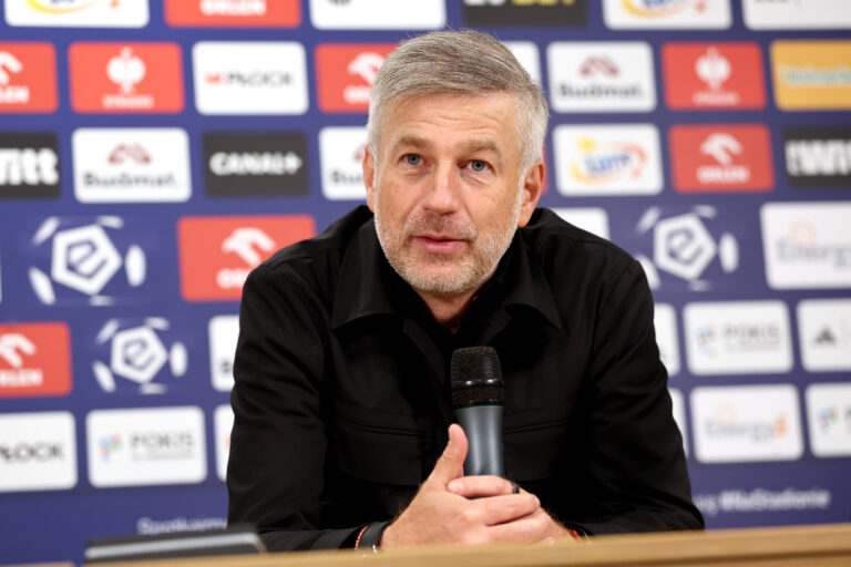 2025.08.17 Plock
Pilka nozna PKO Ekstraklasa 2025/2026 
Wisla Plock - Legia Warszawa
N/z Edward Iordanescu
Foto Artur Kraszewski / PressFocus 

2025.08.17 Plock
Football Polish PKO Ekstraklasa Season 2025/2026 
Wisla Plock - Legia Warszawa
Edward Iordanescu
Credit: Artur Kraszewski / PressFocus