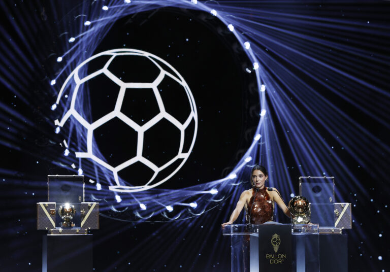 (250923) -- PARIS, Sept. 23, 2025 (Xinhua) -- Barcelona's Spanish midfielder Aitana Bonmati speaks on stage as she receives the Woman Ballon d'Or award during the 2025 Ballon d'Or France Football award ceremony at the Theatre du Chatelet in Paris, France, on Sept. 22, 2025. (Xinhua/Gao Jing)

2025.09.22 Paryz
pilka nozna 
Zlota Pilka 2025
Foto Gao Jing/Xinhua/PressFocus

!!! POLAND ONLY !!!