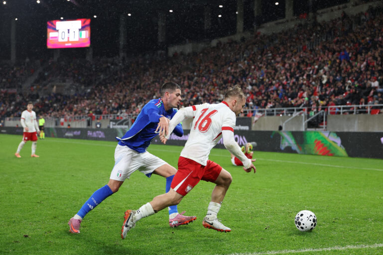 2025.11.14 Szczecin
pilka nozna Reprezentacja Polski U21 Eliminacje Mistrzostw Europy U-21 2027 Sezon 2025/2026
Polska - Wlochy
N/z Kacper Duda Luca Lipani
Foto Szymon Gorski / PressFocus

2025.11.14 Szczecin
Football Polish National Team U21 UEFA EURO 2027 Qualifying Season 2025/2026 Poland - Italy
Polska - Wlochy
Kacper Duda Luca Lipani
Credit: Szymon Gorski / PressFocus