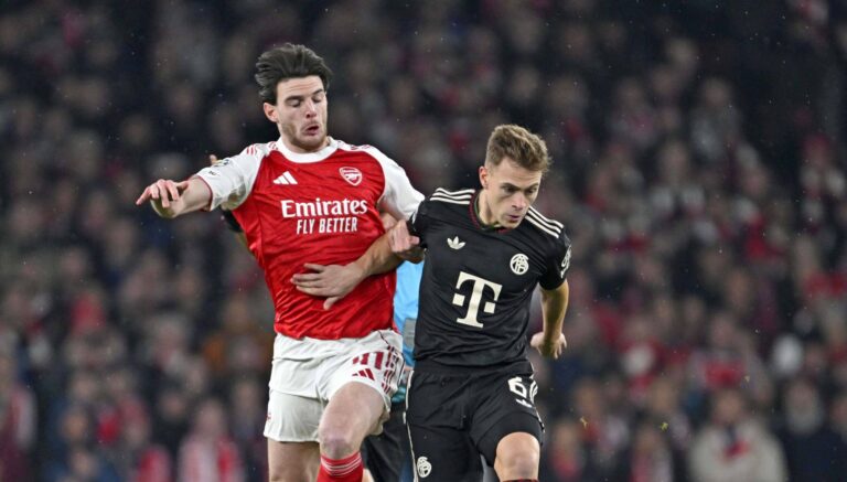 26.11.2025, Fussball UEFA Championsleague 2025/2026: Vorrunde 5.Spieltag, FC Arsenal - FC Bayern Munchen, im Emirates-Stadion London England v.l. Declan Rice FC Arsenal gegen Joshua Kimmich FC Bayern Munchen ***DFL and DFB regulations prohibit any use of photographs as image sequences and/or quasi-video.*** *** 26 11 2025, Football UEFA Championsleague 2025 2026 Preliminary Round 5 Matchday, FC Arsenal FC Bayern Munich, at Emirates Stadium London England v l Declan Rice FC Arsenal v Joshua Kimmich FC Bayern Munich DFL and DFB regulations prohibit any use of photographs as image sequences and or quasi video
2025.11.26 Londyn
pilka nozna , Liga Mistrzow
Arsenal Londyn - Bayern Monachium
Foto IMAGO/PressFocus

!!! POLAND ONLY !!!