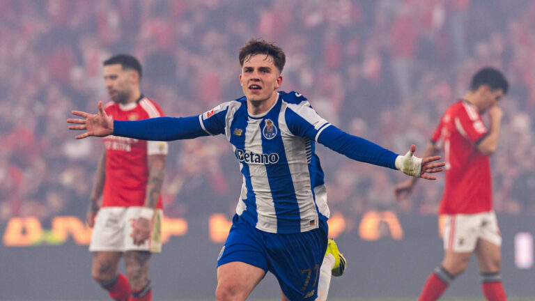 March 8, 2026, Estádio da Luz, Lisbon, Portugal, Liga Portugal Season 2025-26: S.L.Benfica vs FC Porto Oskar Pietuszewski of FC Porto celebrates *** March 8, 2026, Estádio da Luz, Lisbon, Portugal, Liga Portugal Season 2025 26 S L Benfica vs FC Porto Oskar Pietuszewski of FC Porto celebrates Copyright: HMBxMedia/CarlosxSilva
2026.03.08 Lizbona
pilka nozna , liga portugalska
Benfica Lizbona - FC Porto
Foto IMAGO/PressFocus

!!! POLAND ONLY !!!